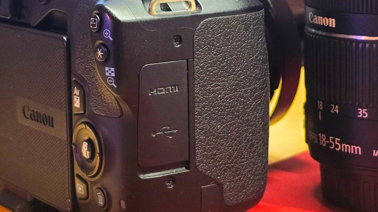 Best Camera Photo Transfer: USB-C Cable vs Card Reader