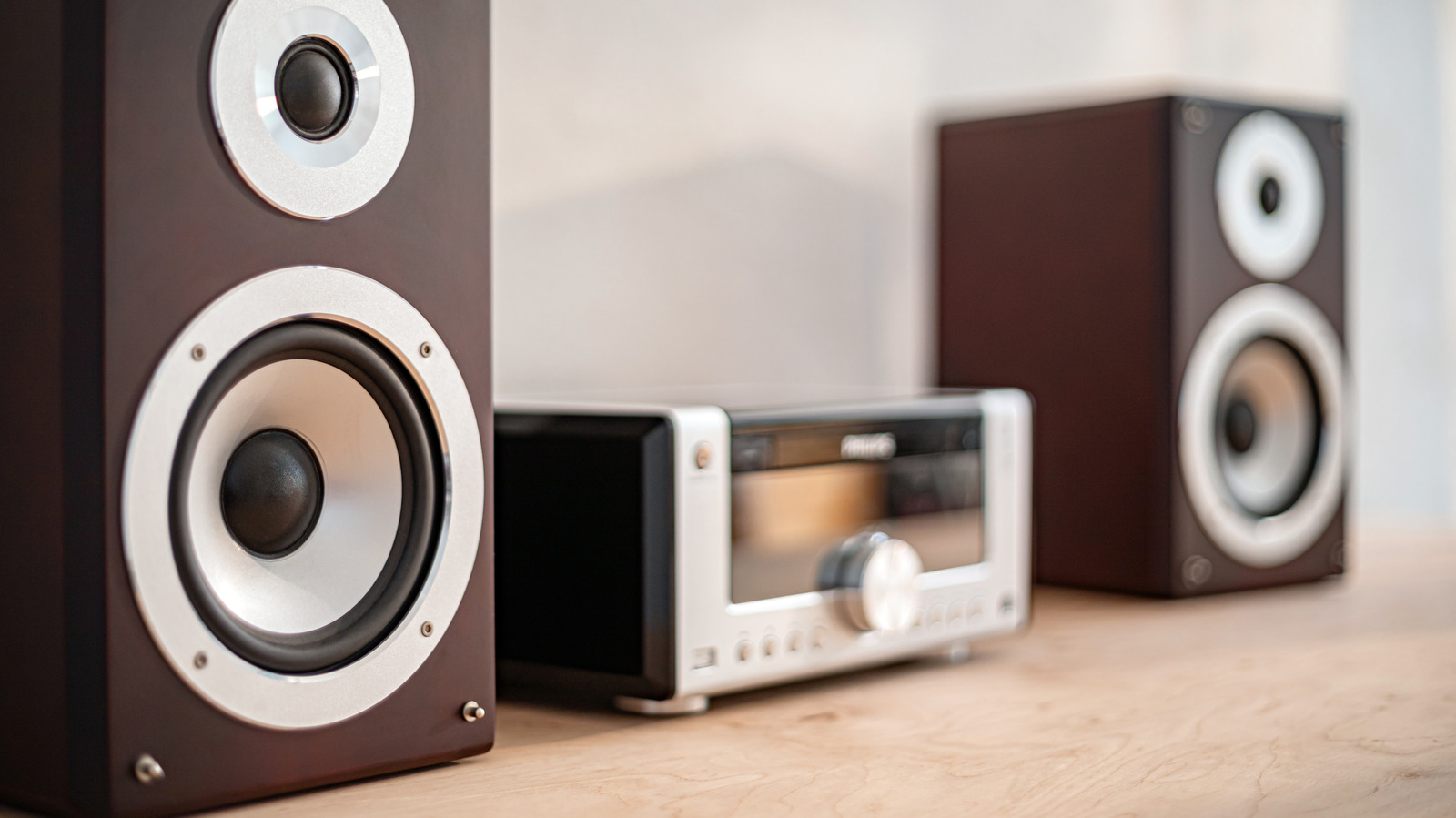 5 Smart Ways to Repurpose Old Speakers