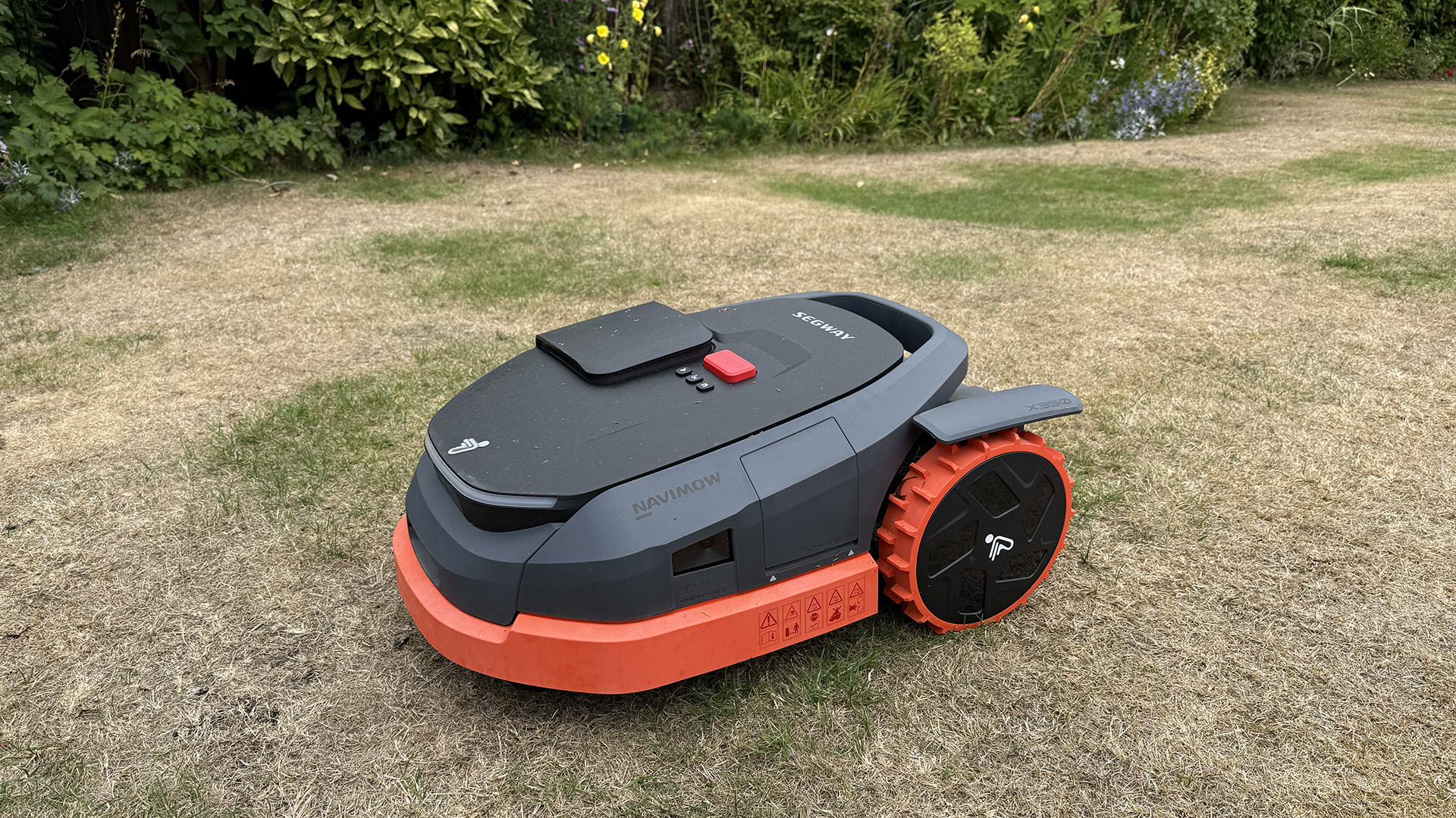 Segway Navimow X350: Best for Large Estates