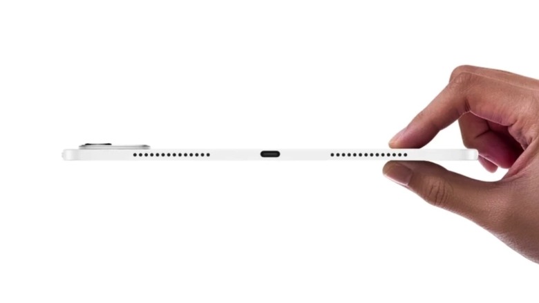 Side profile view of the Honor MagicPad 4 highlighting the 4.8mm ultra-thin chassis.