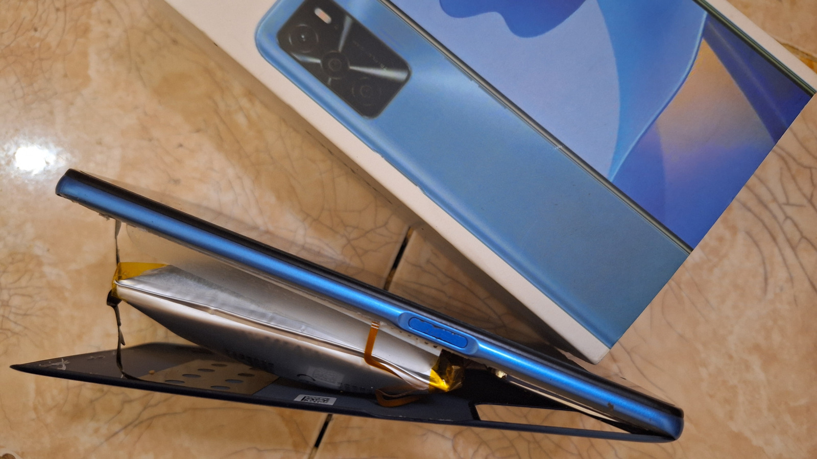 Handling a Swollen Android Battery: A Safety Guide