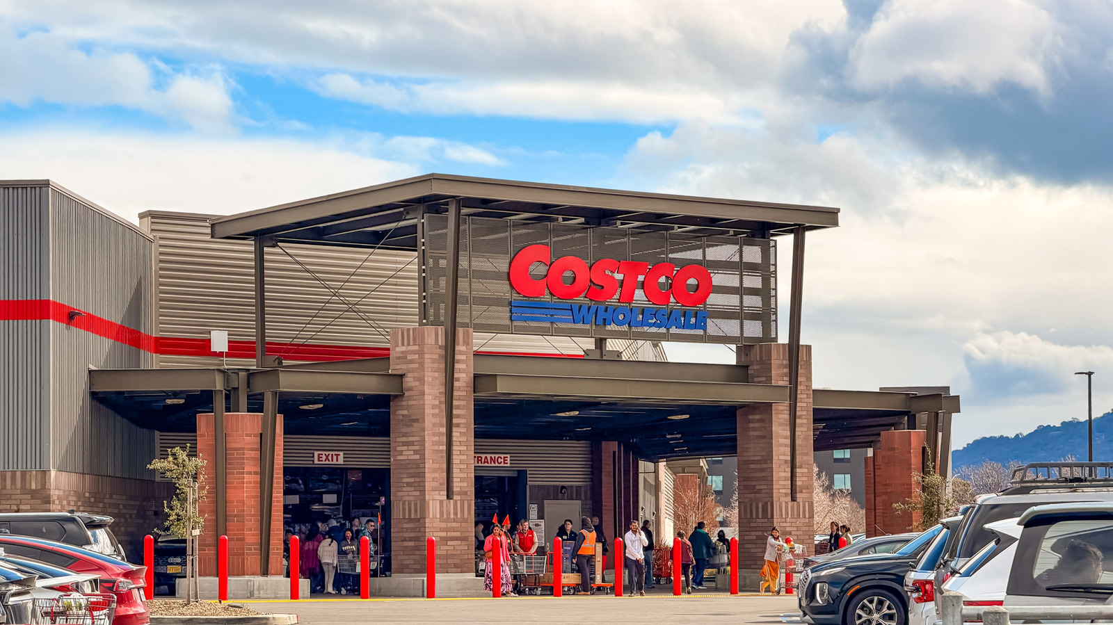 6 Best Costco Apple Deals for April 2026